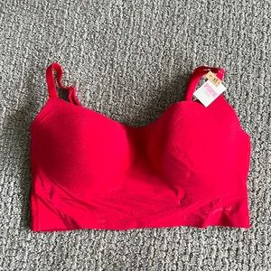 NWT Victoria’s Secret lightly lined wireless Lounge bra L